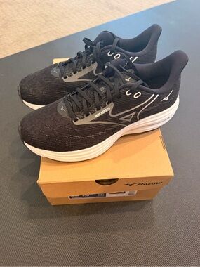 Mizuno Men's Wave Rider 29 Black  Running Shoes